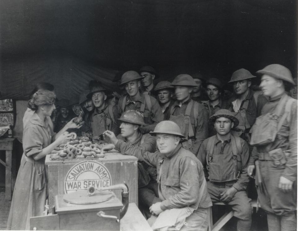 Salvation Army Donut Lassies WWI
